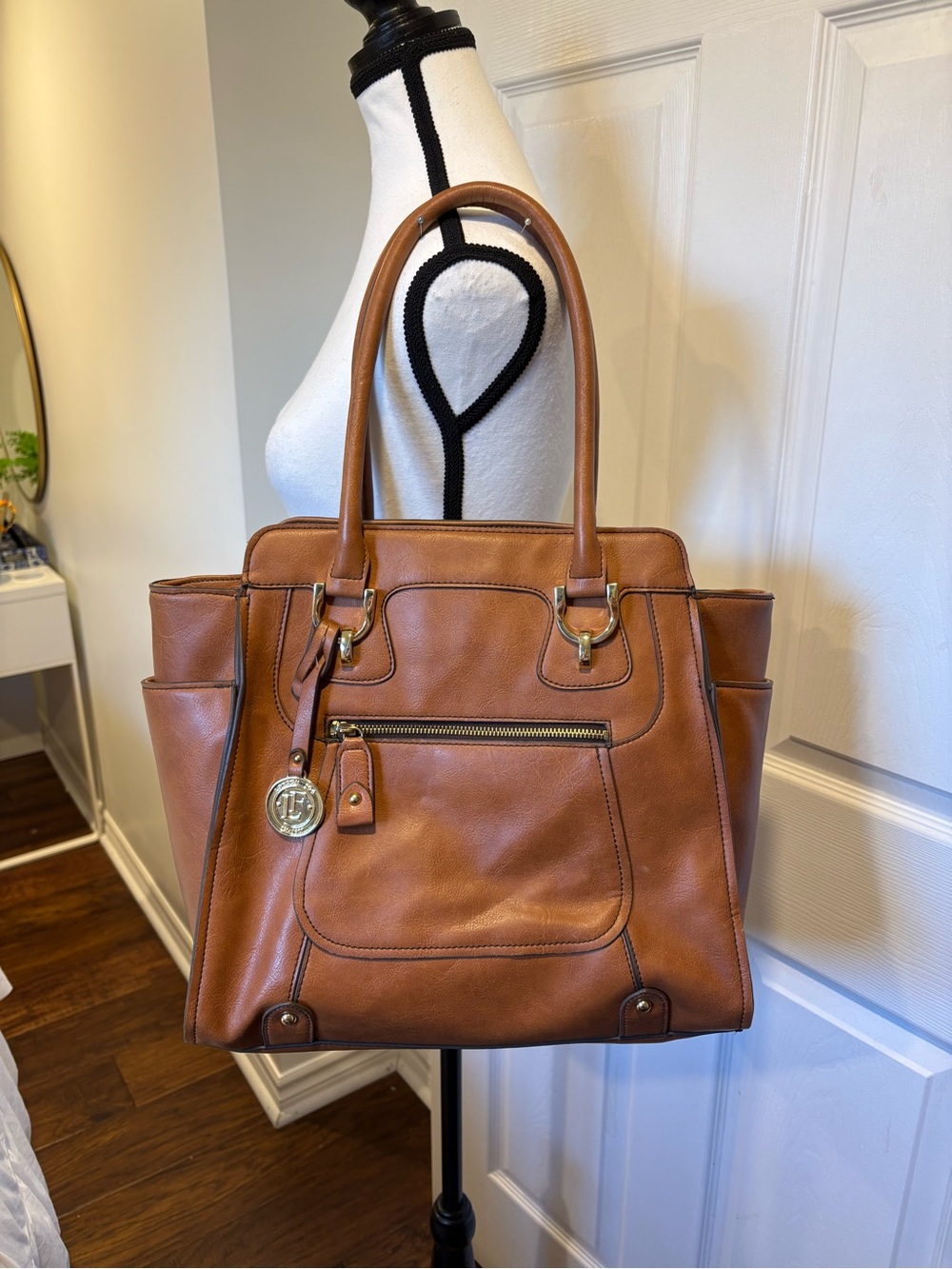 London Fog Cognac Vegan Leather Tote Bag Gold Hardware Office Everyday Purse